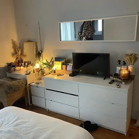 Maison Conviviale De Caractere Holiday home Colombes (Hauts-de-Seine)